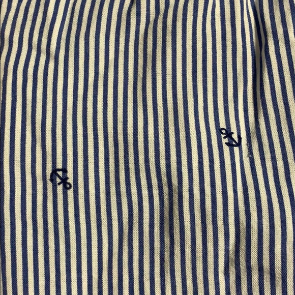 Adorable Versatile Nautical Top with anchors -L/XL - Picture 4 of 4